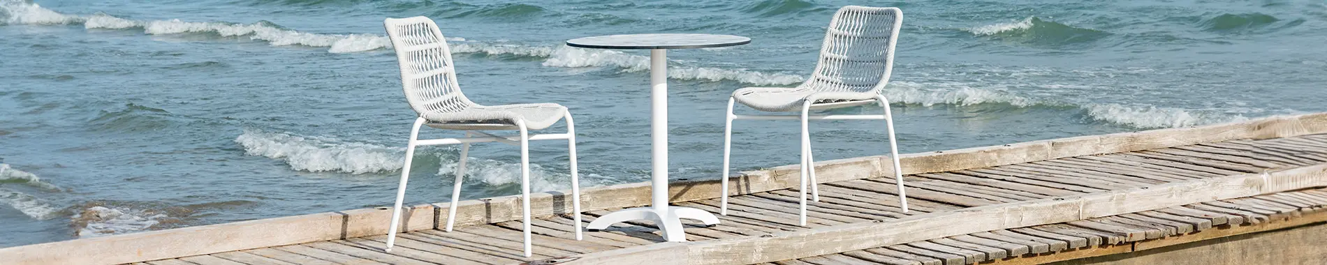 Contral : new outdoor furniture
